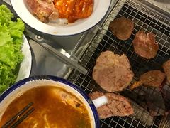 -马路牙子烧烤音乐酒馆(望京店)