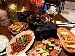布拉塔芝士番茄色拉-Osteria Garden 生蚝花园餐厅(原进贤路店)
