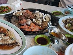 -巧克力渔家.小船海鲜胶东菜(万平口店)