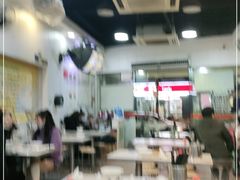 大堂-兄弟深夜豆浆
