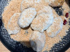 -连鹭海鲜·海肠捞饭·海胆饭(星海店)