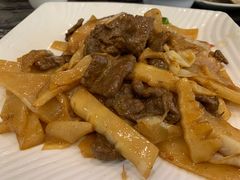 酸笋炒牛肉-美极鲜食坊(宝安南路店)