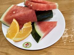 西瓜-亚马逊环球美食百汇(新城吾悦广场店)