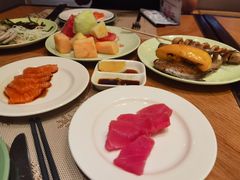 -华邑酒店·鲜艳全日自助餐厅