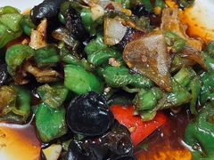 西湖小炒肉-随意茶庄·地道杭帮农家菜(梅家坞店)
