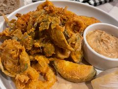 -ROAST coffee & eatery