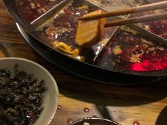 -岗上渣渣老火锅(两路口店)