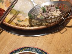 -洱火云南酸菜牛肉火锅(石景山当代商城店)