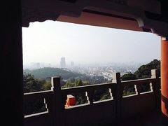 -麓湖高尔夫球俱乐部