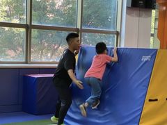 -能量学院少儿体能运动馆(公园1872店)