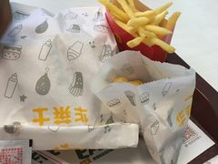 -华莱士·全鸡汉堡(沙井车站店)