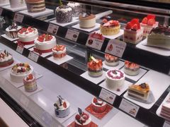 -巴黎贝甜(大宁国际商业广场店)