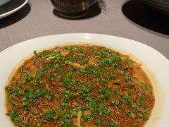 沙蒜烧豆面-新荣记(BFC外滩金融中心店)