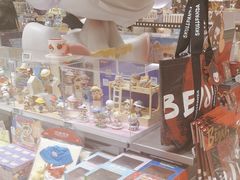 -泡泡玛特POPMART(蓝色港湾店)