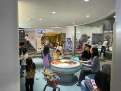 -MINI MARS 脚下的城市乐园·餐饮·派对(静安江宁店)