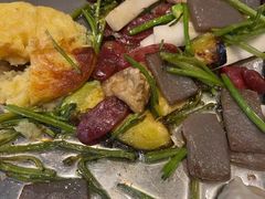 -黔蘑菇四季餐厅(观山湖店)