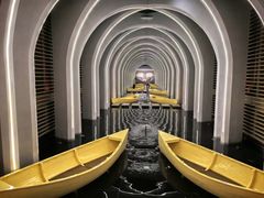 -涨巢·潮玩水疗局