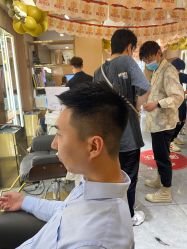 -一東造型烫发染发