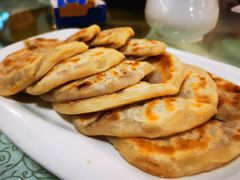 羊肉馅饼-那达慕蒙古风味酒楼