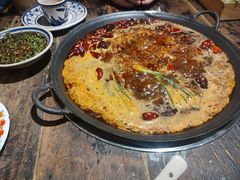 -旧街市鲜货老火锅(大光路店)