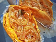 锅盔夹凉粉-张婆婆香酥锅盔(平福路店)