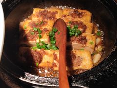 石锅海鲜豆腐-坛宗剁椒鱼头(河西王府井店)