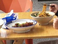-梅溪·小伙子干挑面(安吉总店)