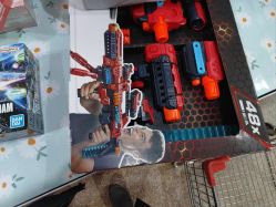 -逝水玩具折扣店