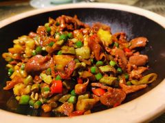 老坛酱椒焖鸡杂-井水小厨·湘菜(活力广场店)