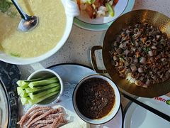 -巧克力渔家.小船海鲜胶东菜(万平口店)