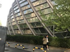 -凤凰中心