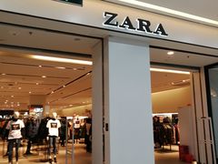 -ZARA(万达广场二七店)