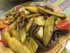 芒果炒牛肉-纳兰傣雀傣味餐厅