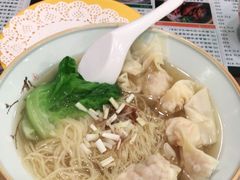 鲜虾云吞捞面-小龍鳳餐室(番禺路店)