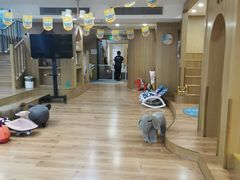 -范米乐成长中心