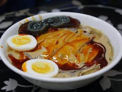 松花蛋-何老二卤汁凉粉