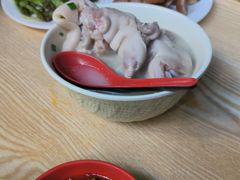 -雷祖芳老妈蹄花店