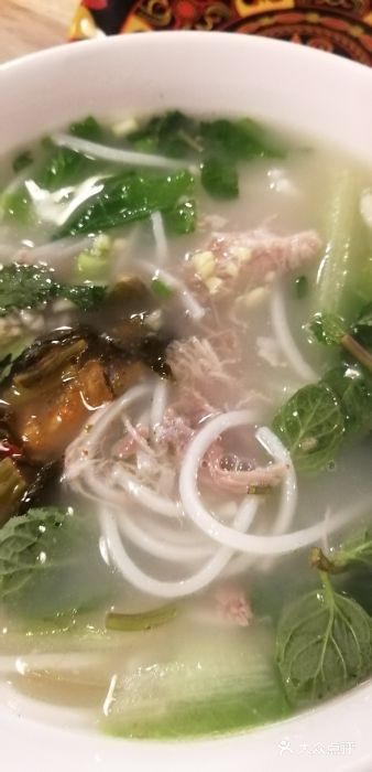 阿依云图片