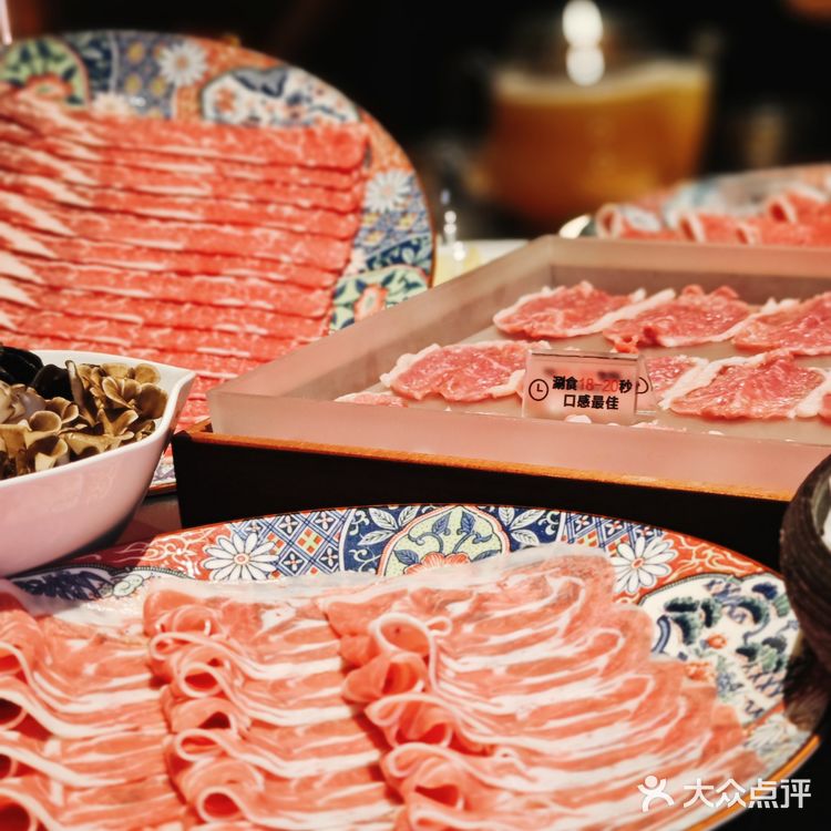 标题 干式熟成羊肉 玺源居吃出涮肉新高度