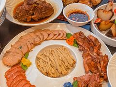 -红东阁东北菜烤肉酒馆(CROSS万象汇店)