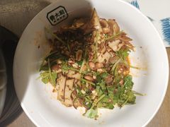 -费大厨辣椒炒肉(万家丽一店)