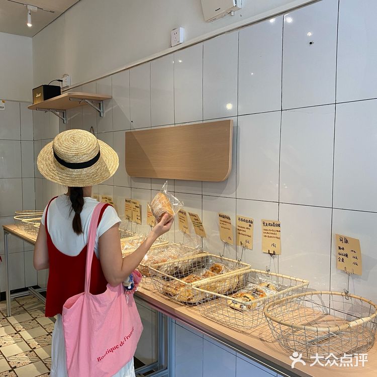 （海口新店）喜欢的面包坊开来国贸啦！！