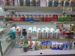 -喜士多便利店(上海虹桥枢纽国展中心云和夜泊酒店店)