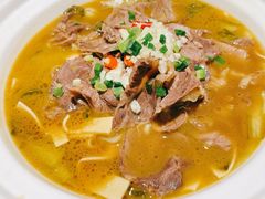 -小菜园新徽菜(镇江丹阳吾悦店)