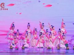 -小芳舞蹈团·少儿舞蹈·中国舞(龙江校区)