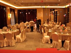 -岳辰齿科(浦东长泰店)