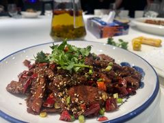 火辣辣的吻-巴特餐饮6加1音乐餐吧·新疆菜