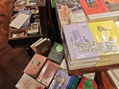 -橡皮书店(翠湖北路店)