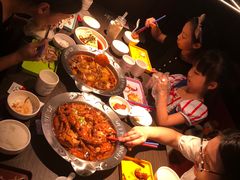 -胖哥俩肉蟹煲(济南世茂国际广场店)