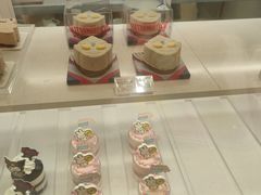 -好利来(上海长宁龙之梦店)